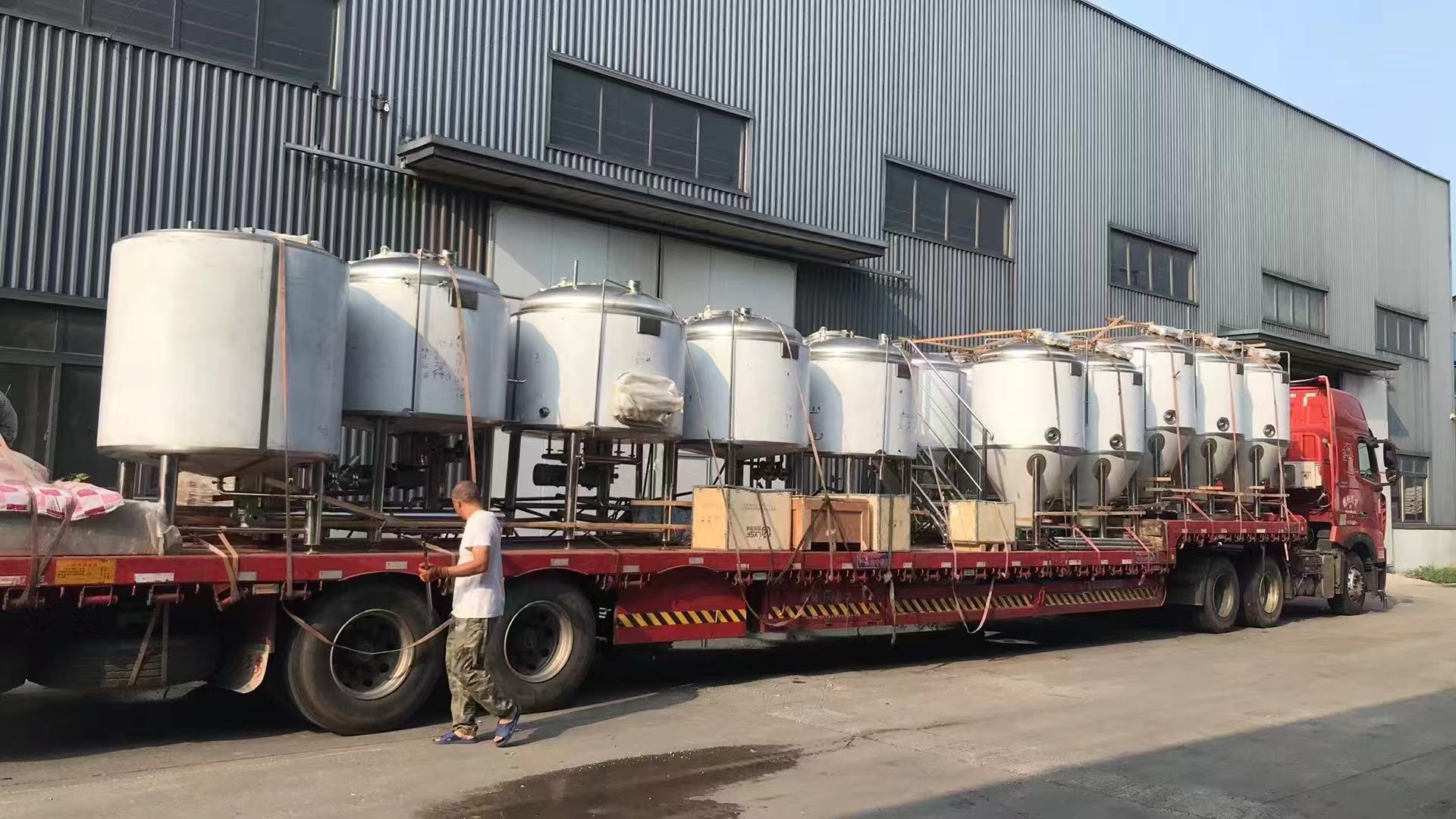 黄石精酿啤酒设备厂—精酿啤酒设备